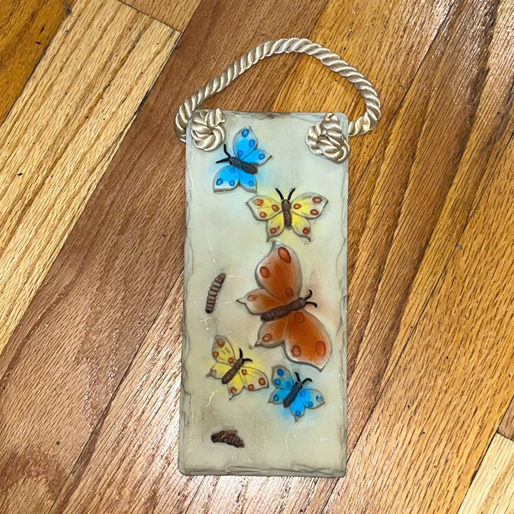 Butterfly hanging plaque Resin NWT